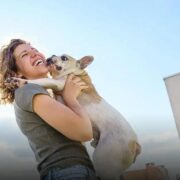 Qual é o cachorro que mais protege o dono?